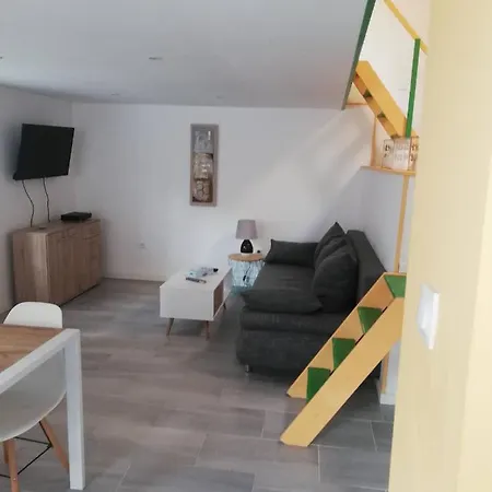 Copacabana - The Happiness House La Fere